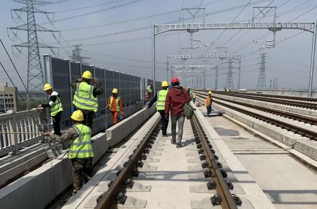 欧感提供全站仪自动化监测解决方案满足上海铁路局新规